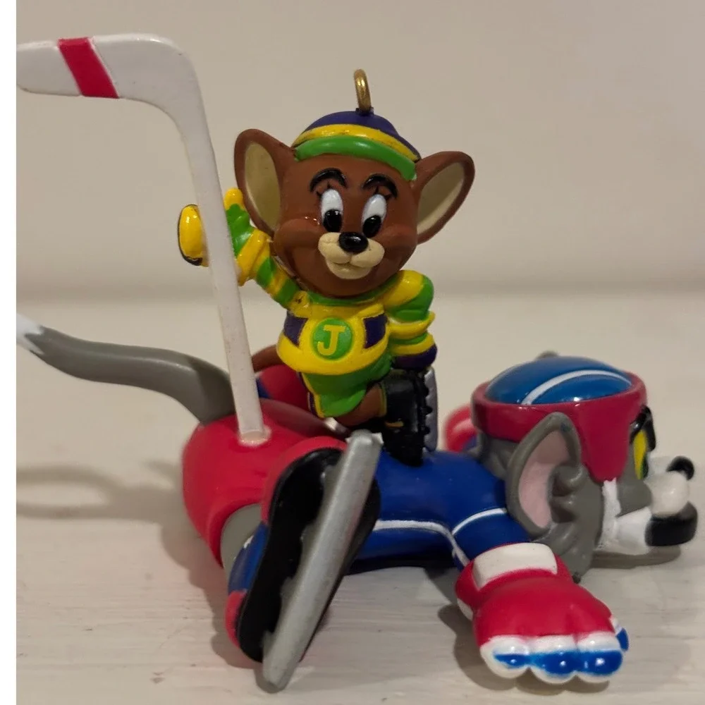 Carlton‎ Cards Tom Jerry Hockey Hijinks Ornament 1998 Heirloom 114 CXOR-117Y NEW